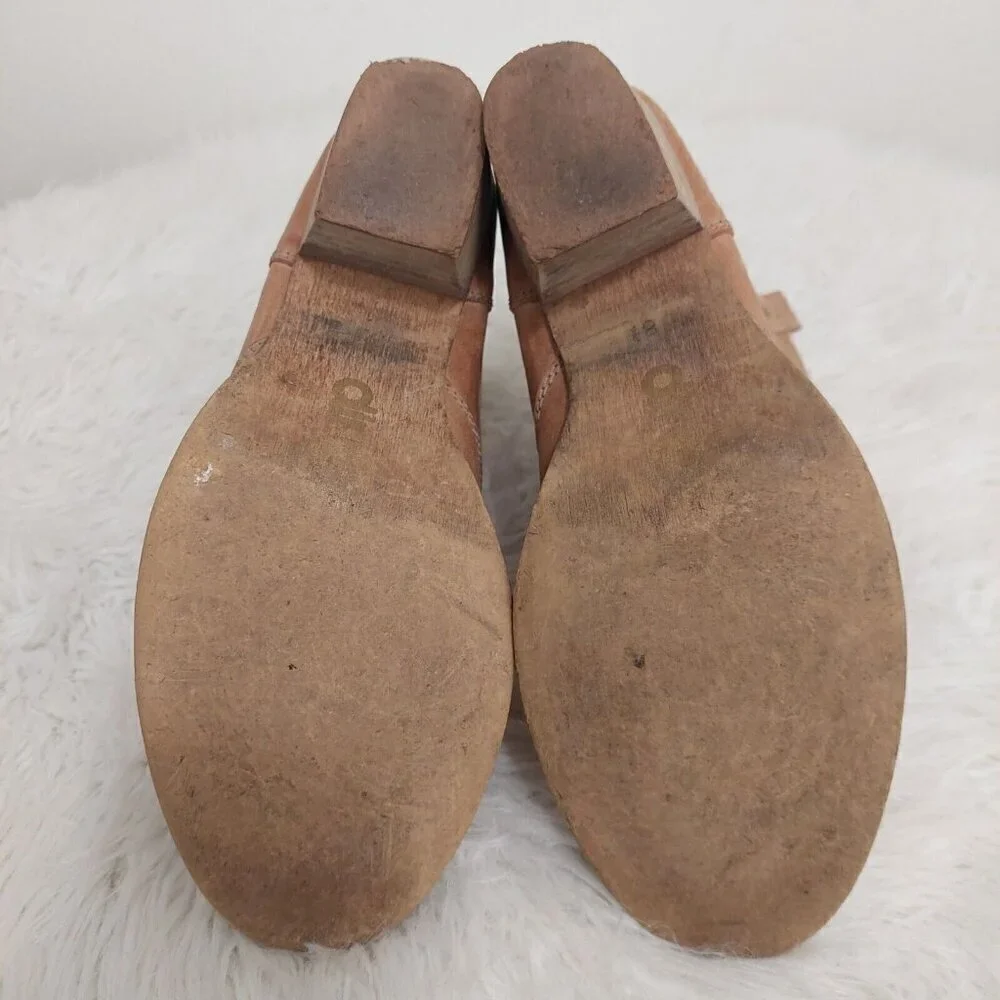 Dingo Women's Size 8.5 M Tan Leather Cowboy Western Ankle Boots‎ Distressed